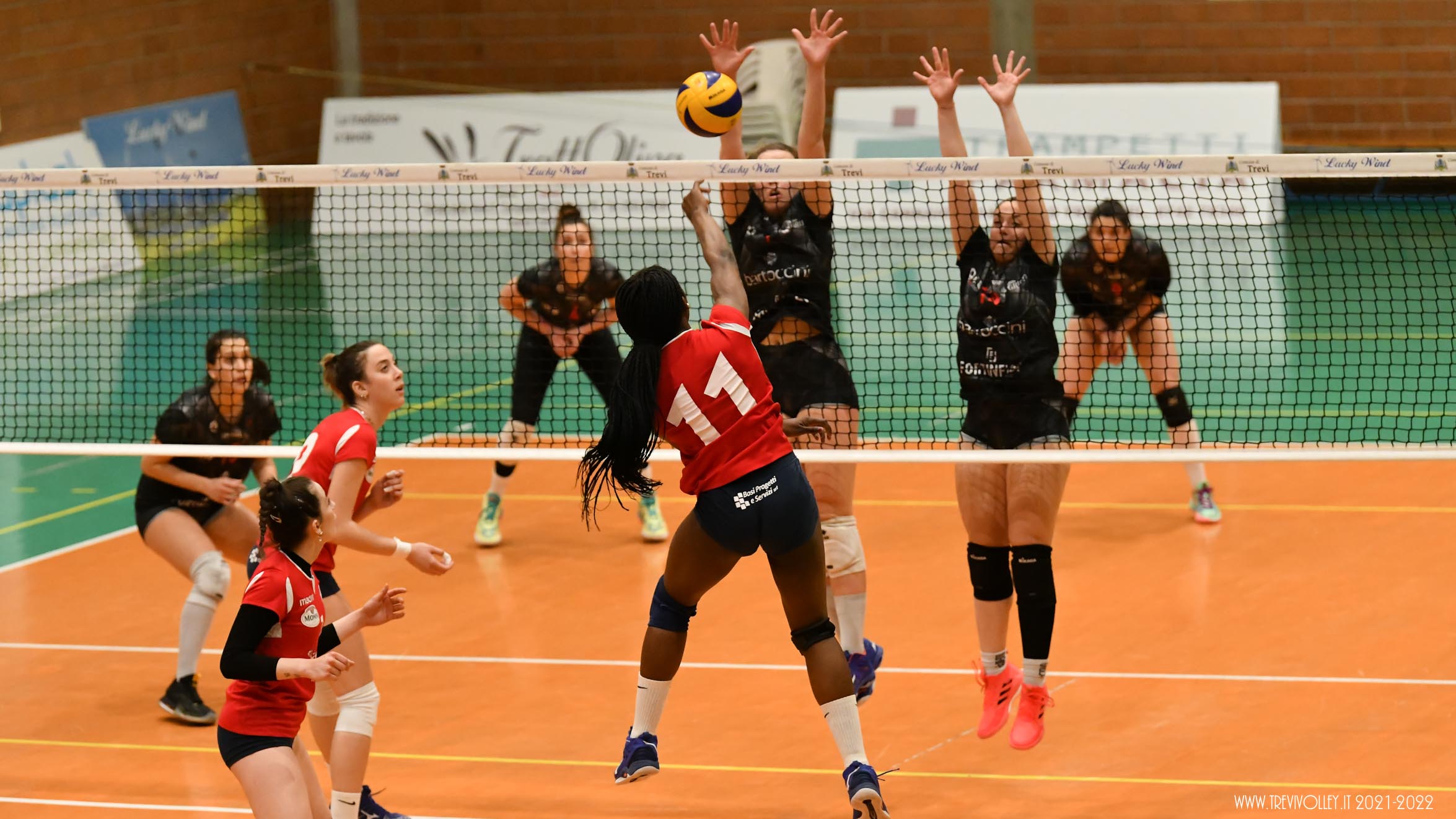 Va alla Bartoccini Fortinfissi la gara di  andata della finale gold under 18, 1-3 sulla Sava Energia.