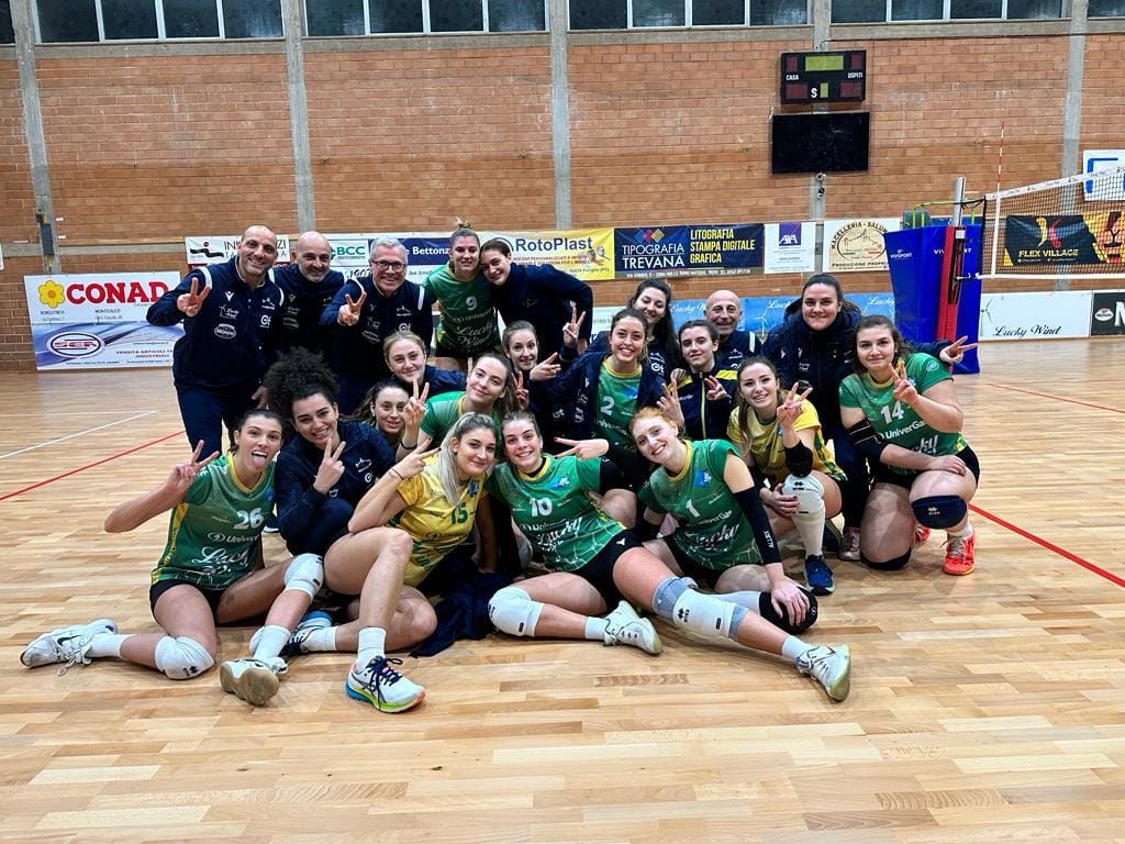 UNA LUCKY WIND TREVI TUTTO CUORE VINCE CONTRO MONTESPERTOLI 3- 2 (25-21; 25-23; 12-25; 25-27; 15-13)